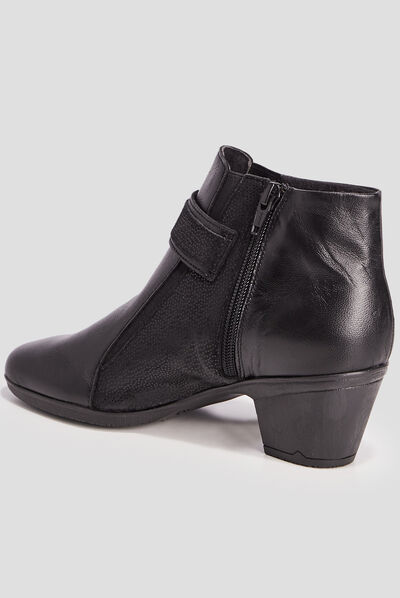 Bottines en cuir à talons noir femme