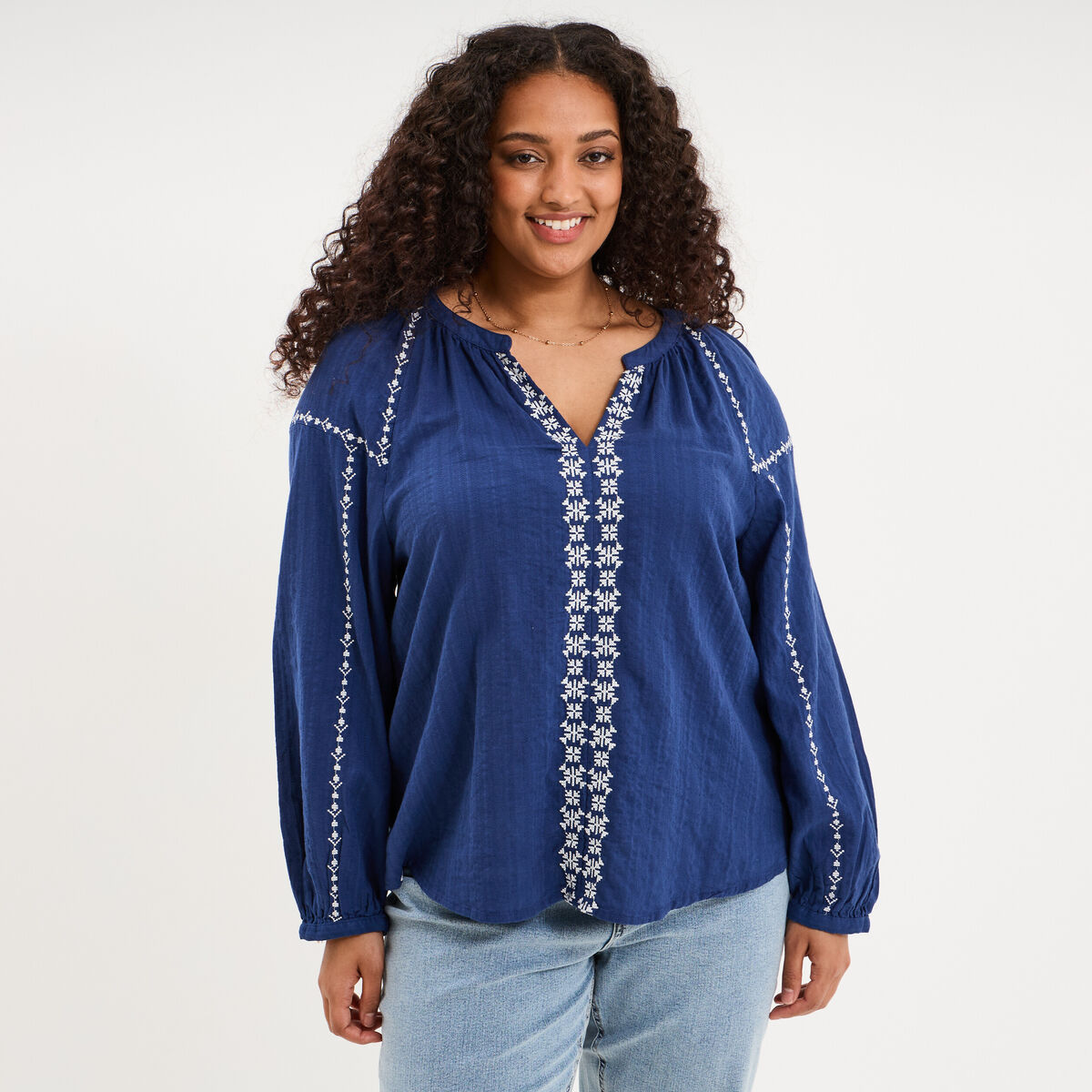 Blouse brod&eacute;e manches longues coton bleu marine femme grande taille