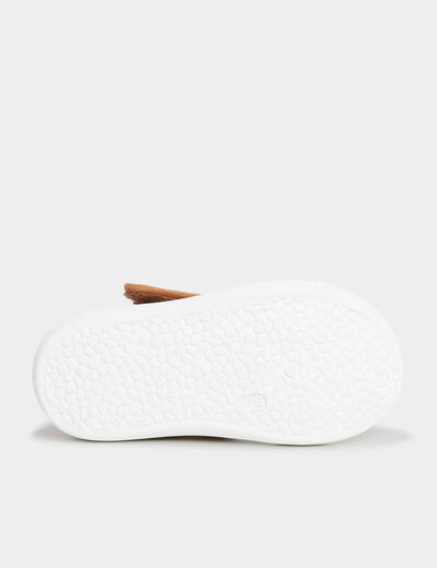 Chaussures renforc&eacute;es &agrave; semelle souple marron b&eacute;b&eacute; gar&ccedil;on
