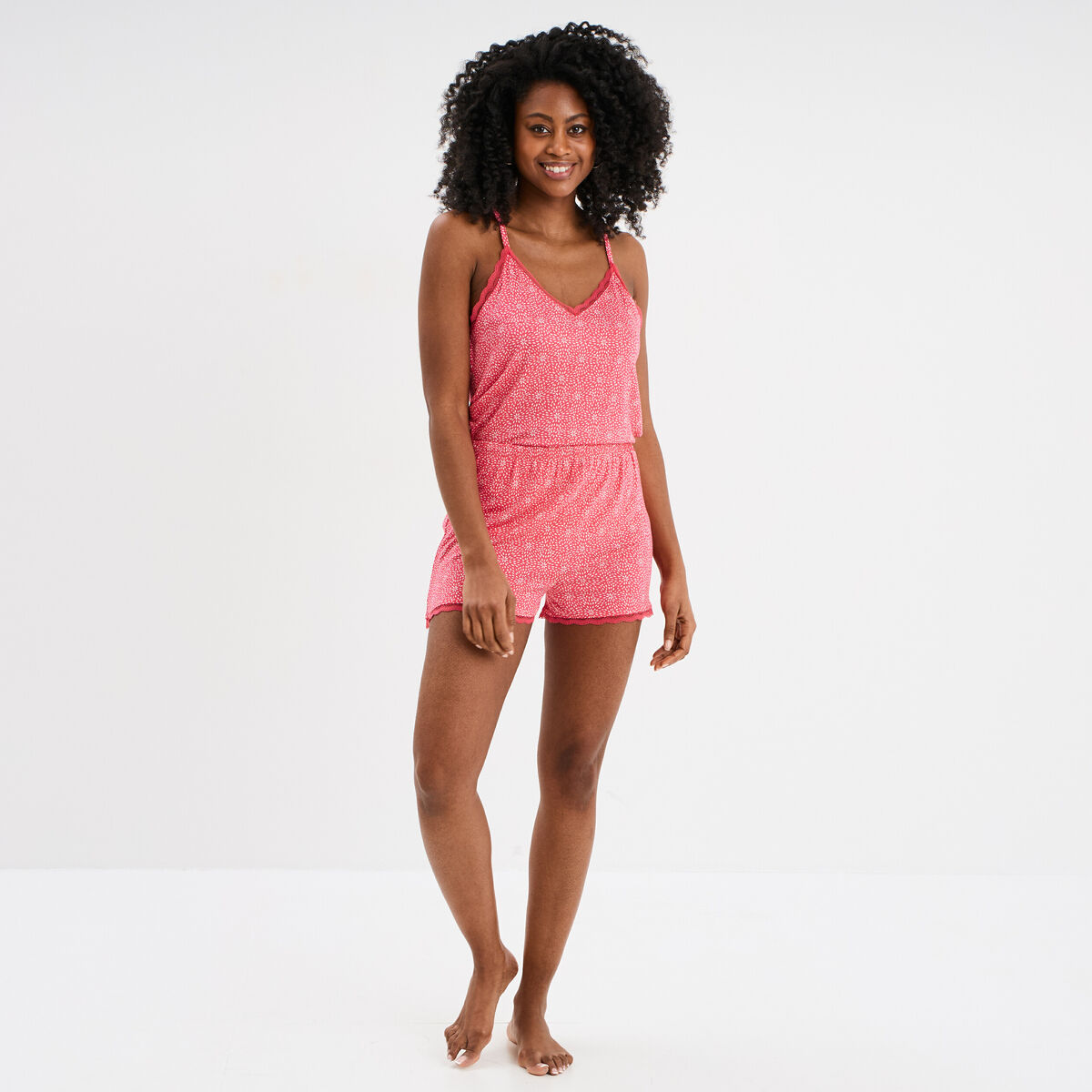 Bas de pyjama short détails dentelle rouge femme