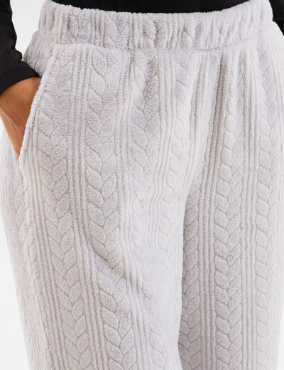 Pantalon effet polaire d&eacute;tails torsades gris clair femme