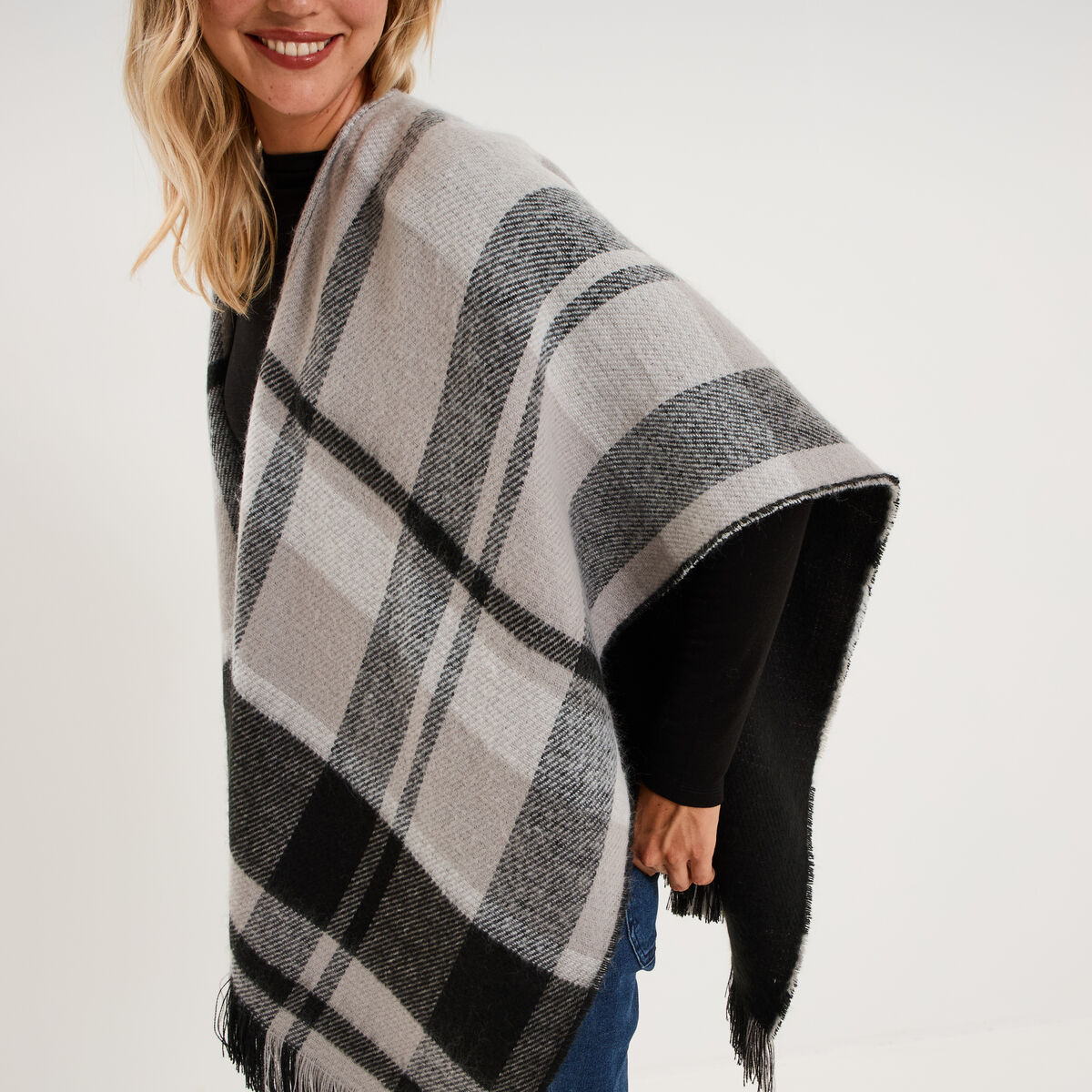 Poncho &agrave; franges gris femme