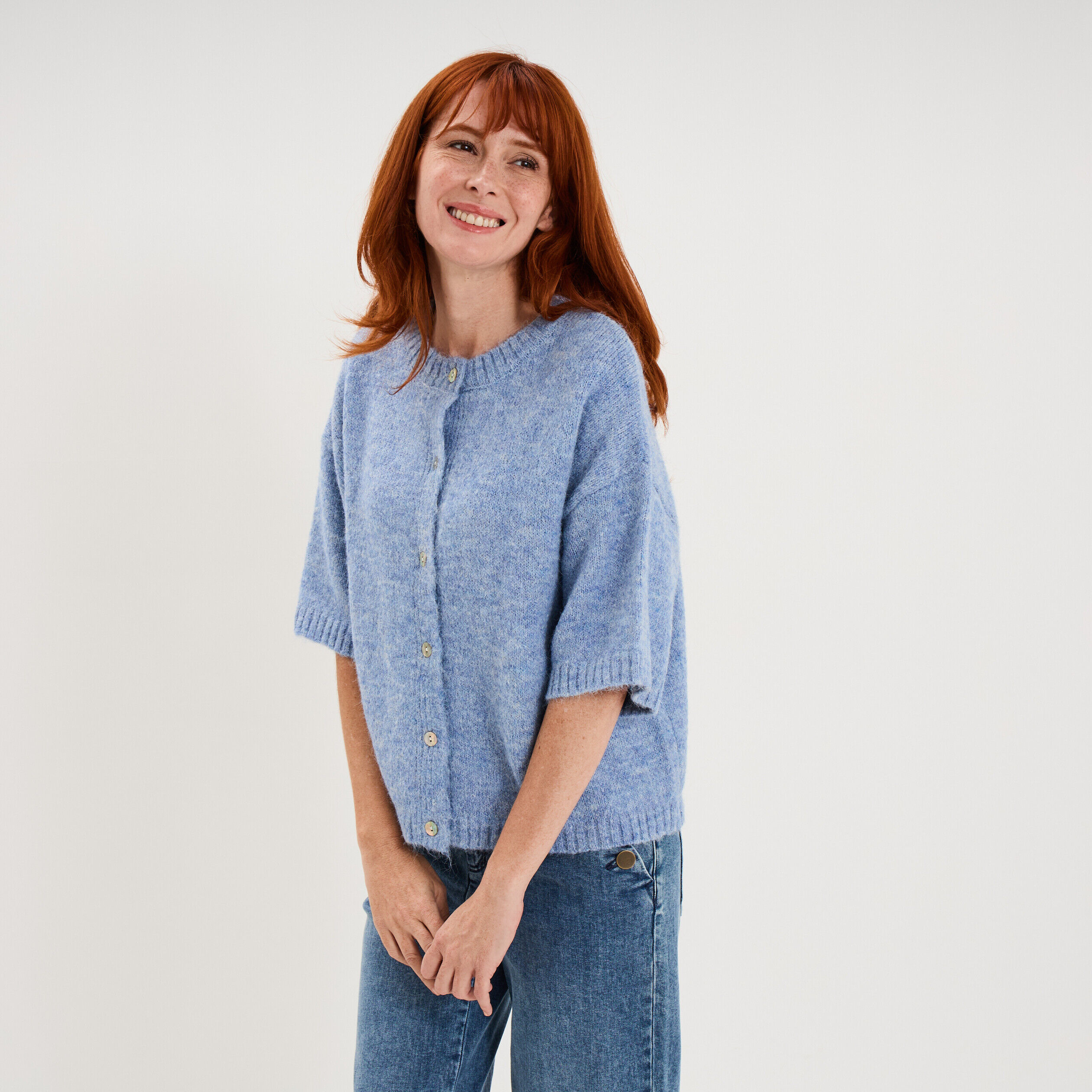 Gilet boutonné manches courtes col rond bleu ciel femme