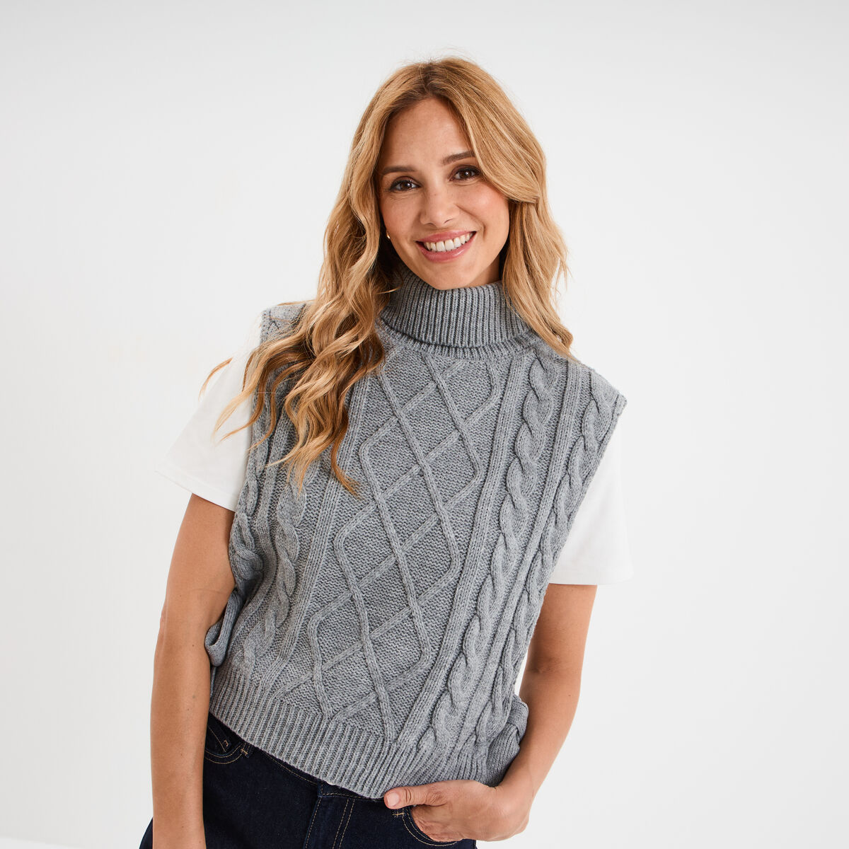 Pull poncho col roul&eacute; sans manches gris femme
