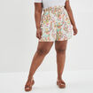 Short large taille élastiquée ecru femme grande taille