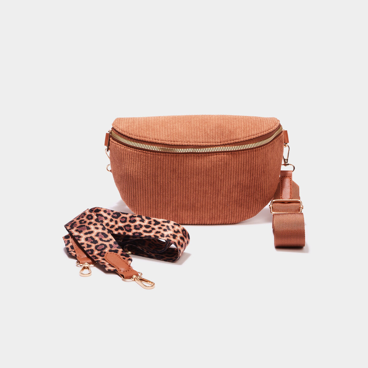 Sac banane aspect velours c&ocirc;tel&eacute; marron cognac femme