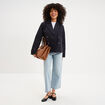 Trench court double boutonnage bleu fonc&eacute; femme