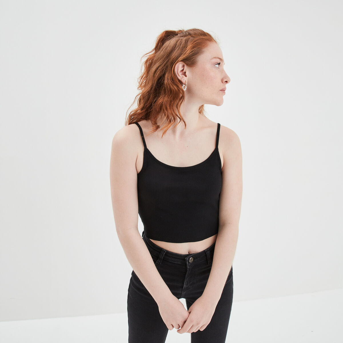 Débardeur cropped côtelé noir femme