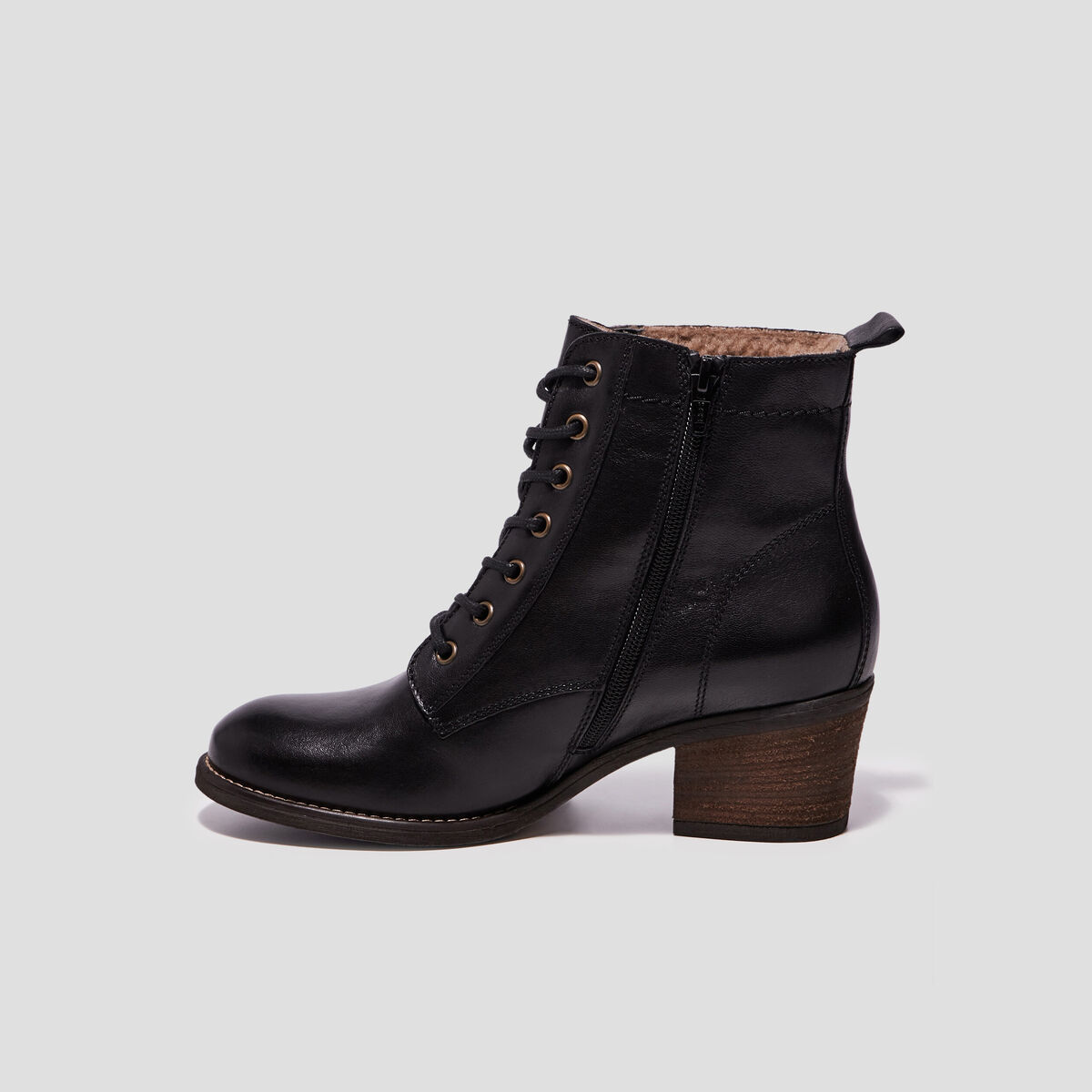 Bottines en cuir &agrave; talons fourr&eacute;es noir femme