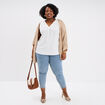 D&eacute;bardeur fluide effet gaufr&eacute; blanc femme grande taille