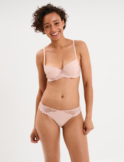 Soutien-gorge corbeille en dentelle rose clair femme