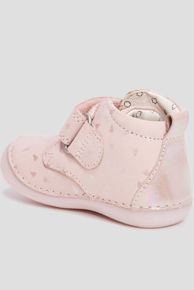 Bottillons en cuir Kickers Sabio rose bébé fille