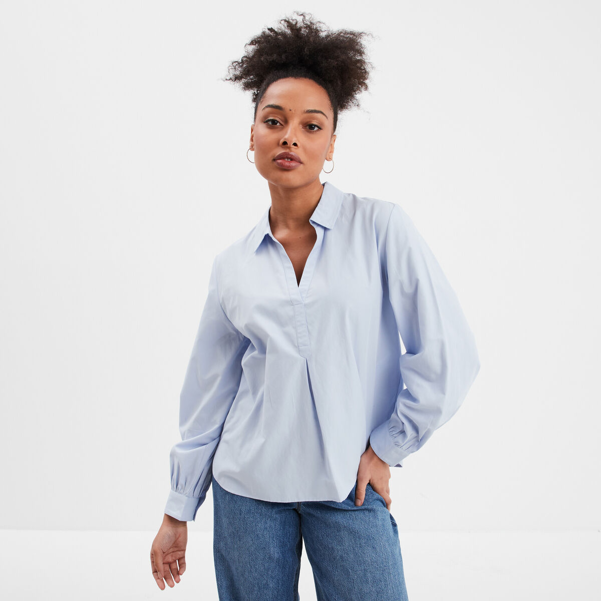Blouse col polo en popeline bleu ciel femme