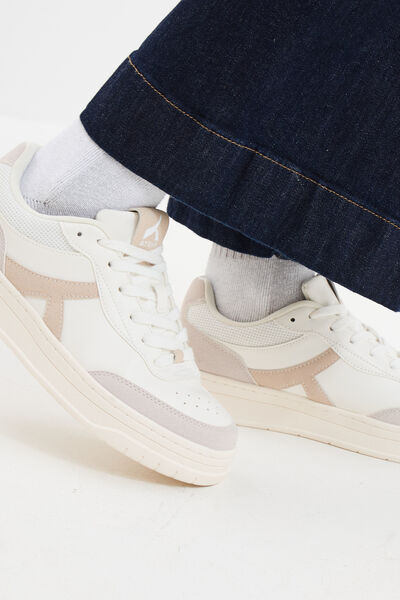 Baskets &agrave; lacets sable femme