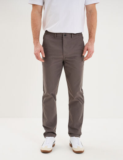 Pantalon chino droit extensible gris fonc&eacute; homme