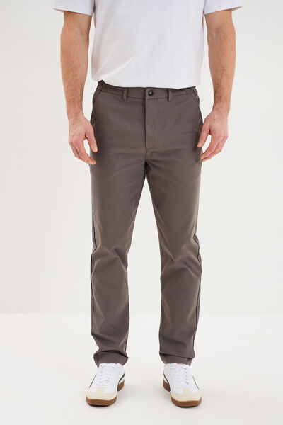 Pantalon chino droit extensible gris fonc&eacute; homme