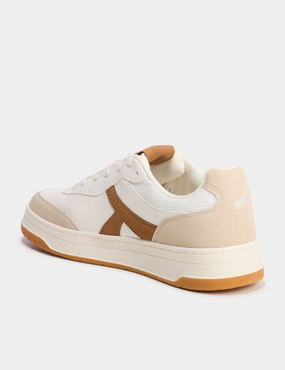 Tennis basses &agrave; lacets semelle plate marron clair homme
