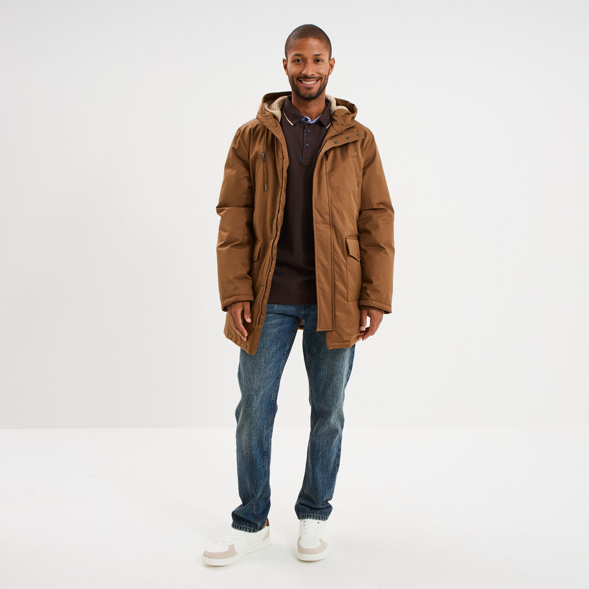 Parka mi-longue doubl&eacute;e &agrave; capuche marron homme