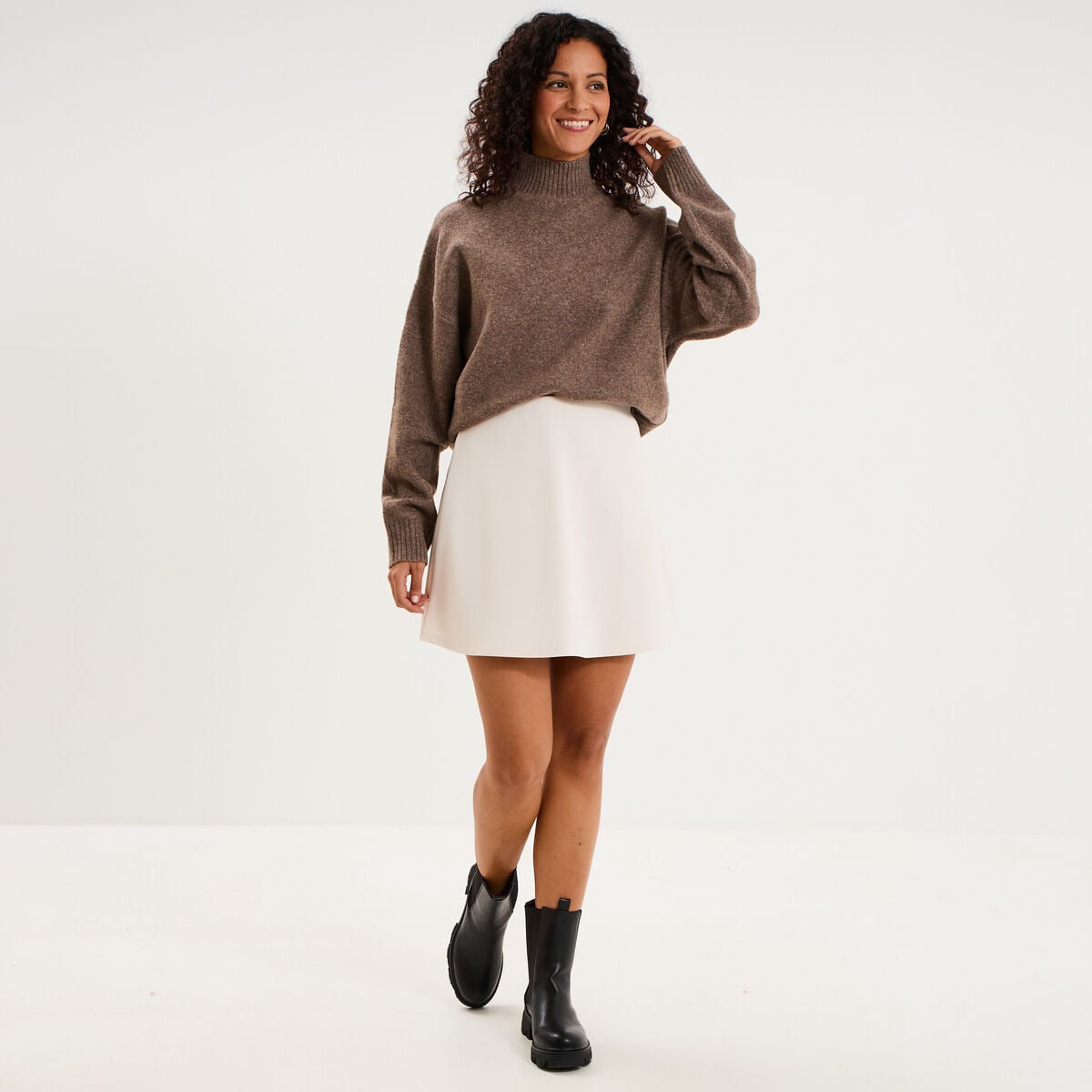 Jupe courte trap&egrave;ze taille &eacute;lastiqu&eacute;e sable femme