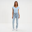 T-shirt col v poche poitrine bleu clair femme