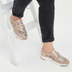 Baskets zippées en cuir pied large sable femme