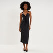 Robe longue &eacute;paules d&eacute;tails bijoux noir femme
