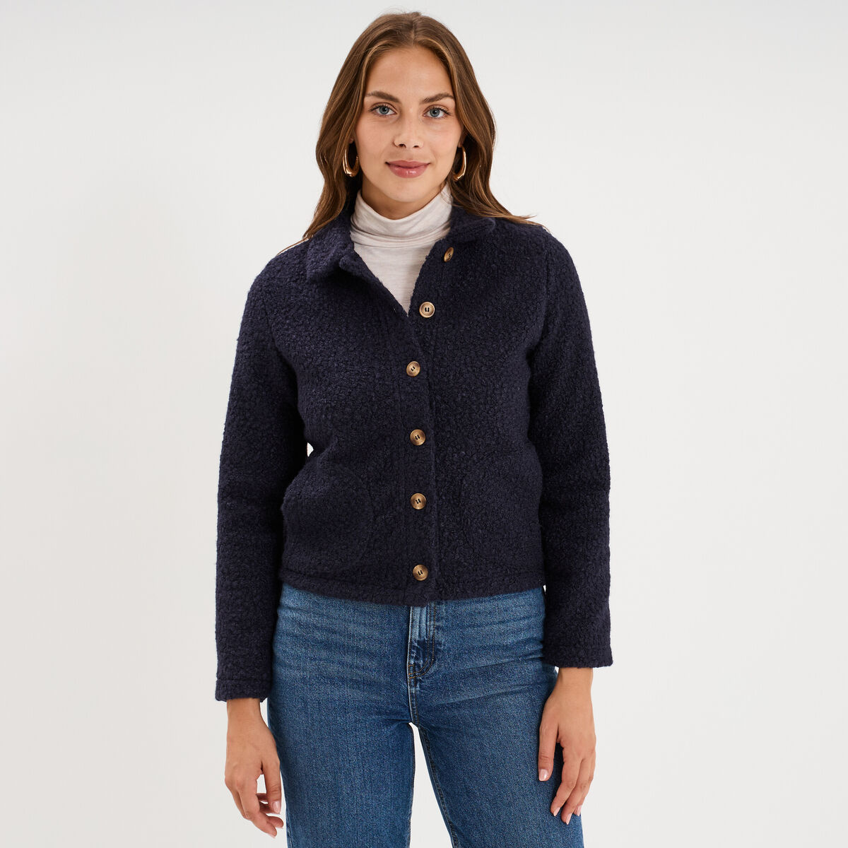 Veste courte boutonn&eacute;e effet bouclette bleu marine femme