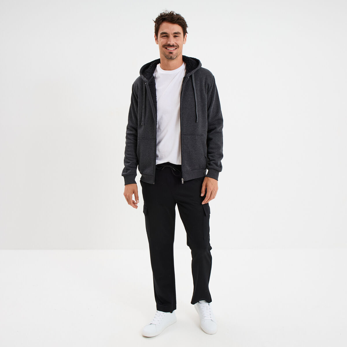 Pantalon cargo taille &eacute;lastiqu&eacute;e noir homme