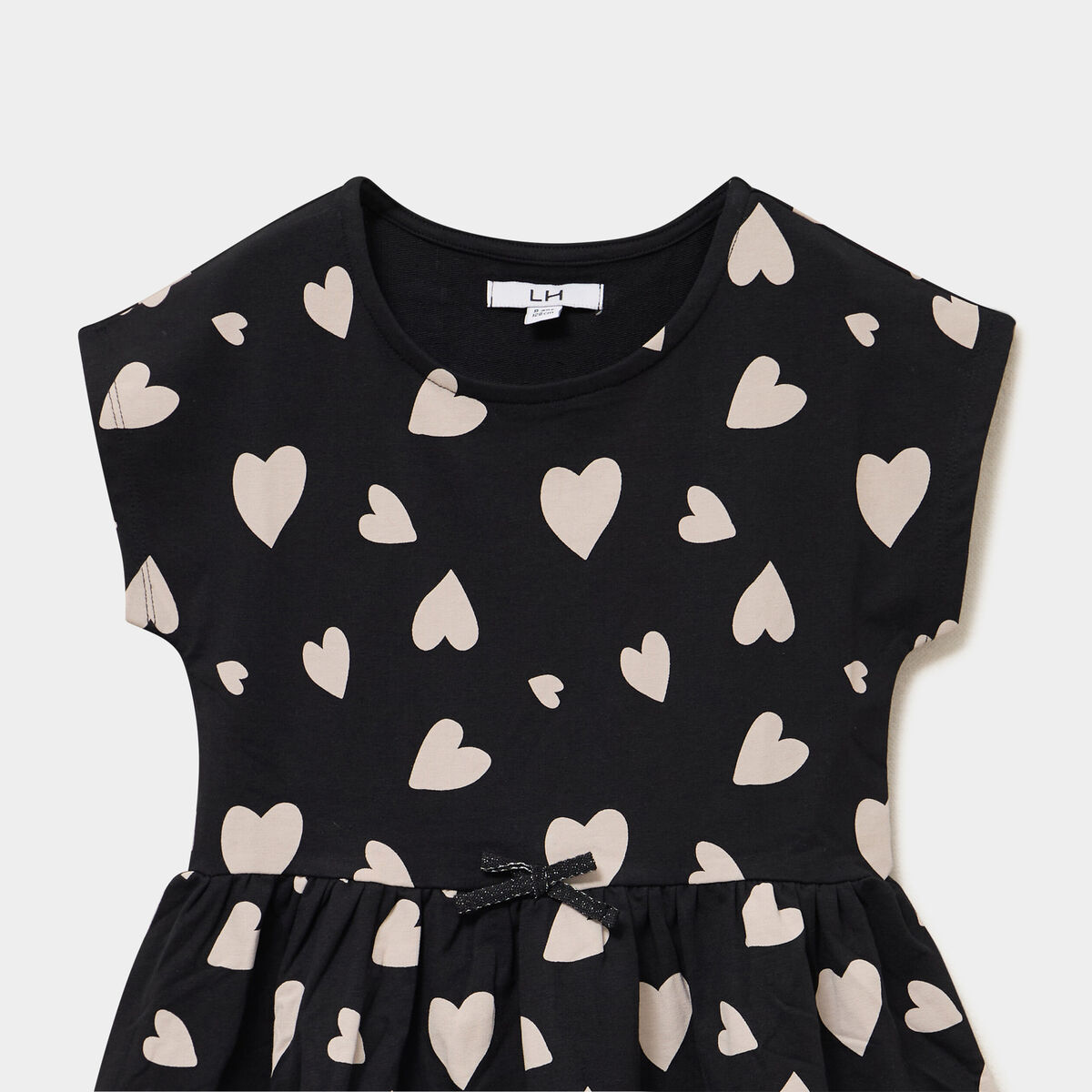 Robe courte droite sans manches cintr&eacute;e noir fille