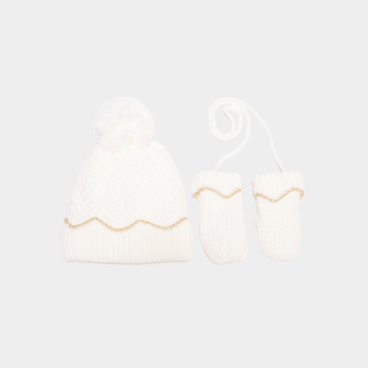 Ensemble tricot&eacute; bonnet et moufles ivoire b&eacute;b&eacute; fille