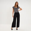 T-shirt d&eacute;lav&eacute; en coton gris fonc&eacute; femme