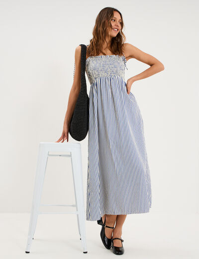 Robe longue &agrave; bretelles et haut smock&eacute; bleu femme