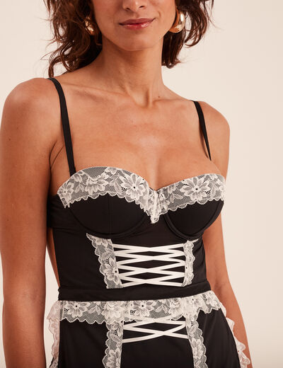 Nuisette effet satin et laçage noir femme