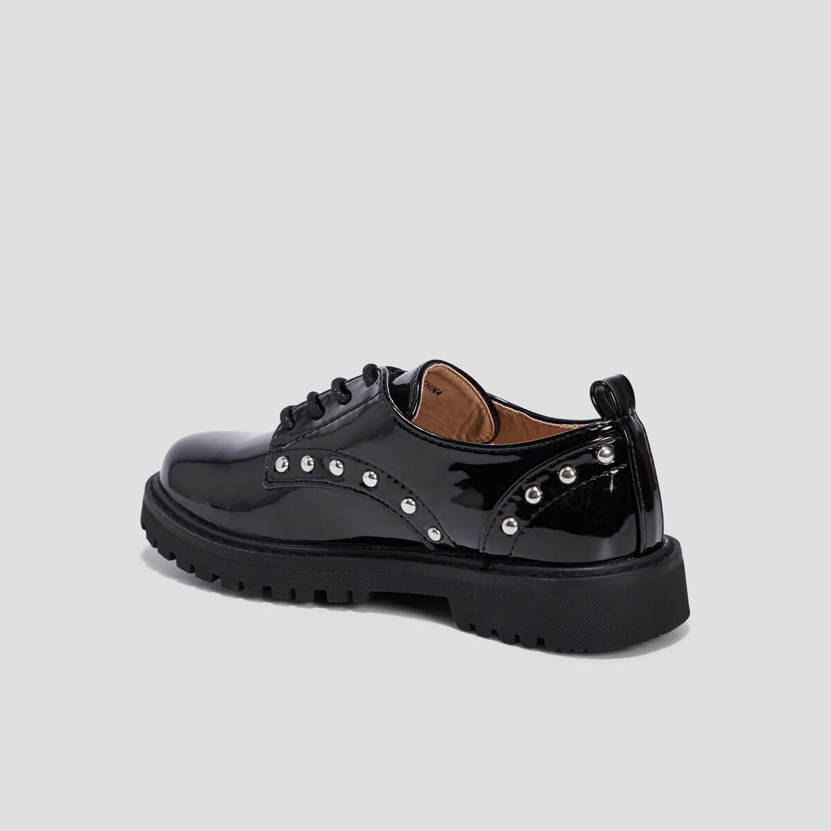 Derbies avec clous noir fille