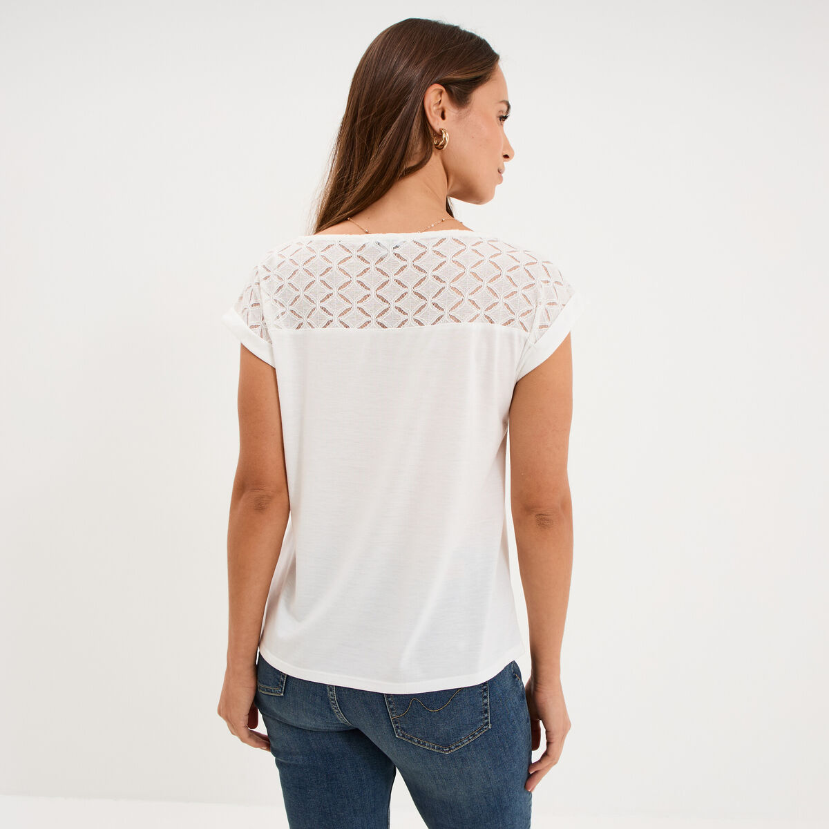T-shirt col en V ajour&eacute; &eacute;paules et dos blanc femme