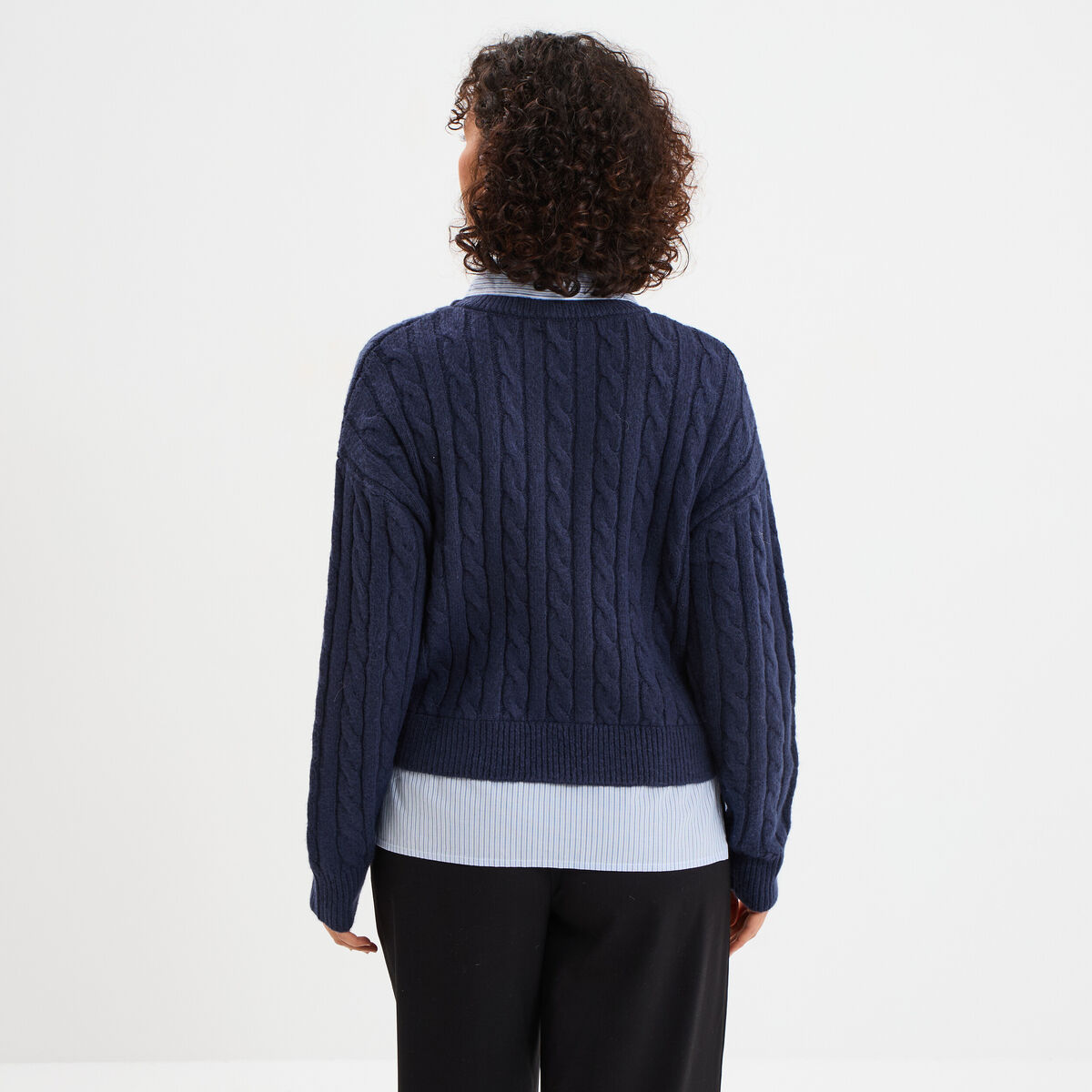 Pull torsades effet 2-en-1 chemise bleu marine femme
