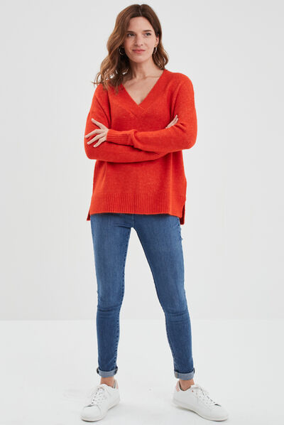 Pull col en V fentes aux côtés rouge corail femme