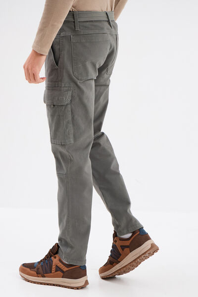 Pantalon cargo ceintur&eacute; Trappeur gris homme