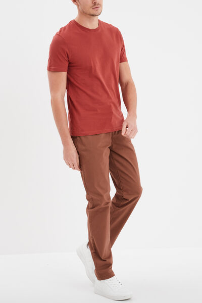 T-shirt droit en coton manches courtes rouge fonc&eacute; homme