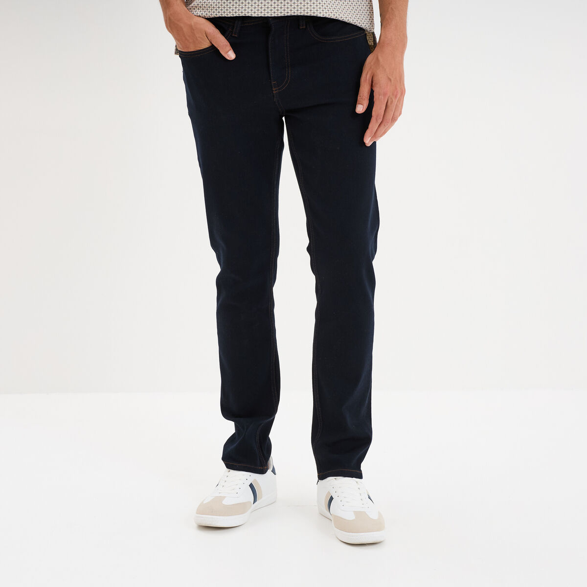 Jeans straight avec 5 poches denim brut clean homme