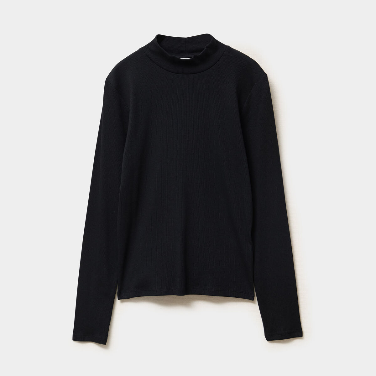 T-shirt ajust&eacute; col montant noir femme