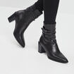 Bottines à talons en cuir noir femme