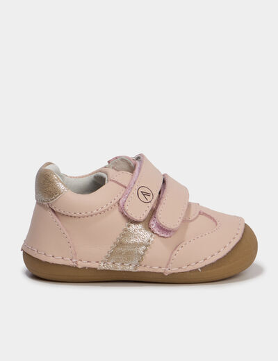 Bottillons &agrave; scratchs en cuir rose clair b&eacute;b&eacute; fille