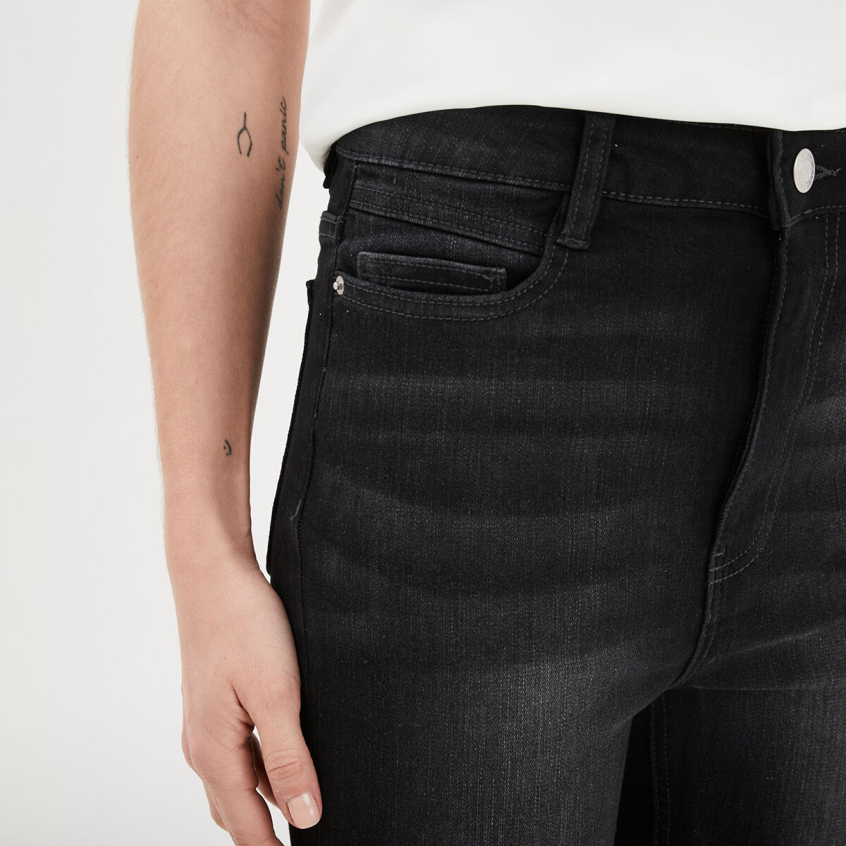 Jeans skinny 7/8ème denim noir femme