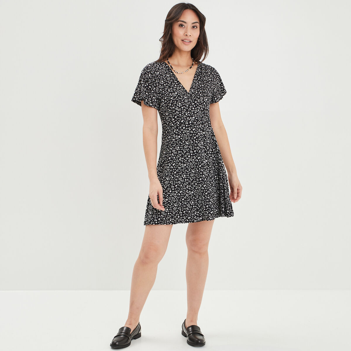 Robe patineuse manches courtes noir femme