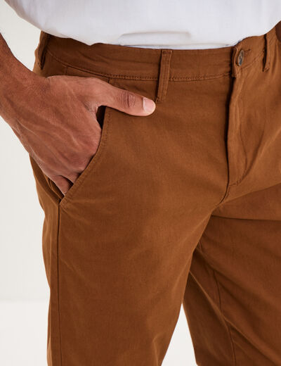 Pantalon chino droit stretch camel homme