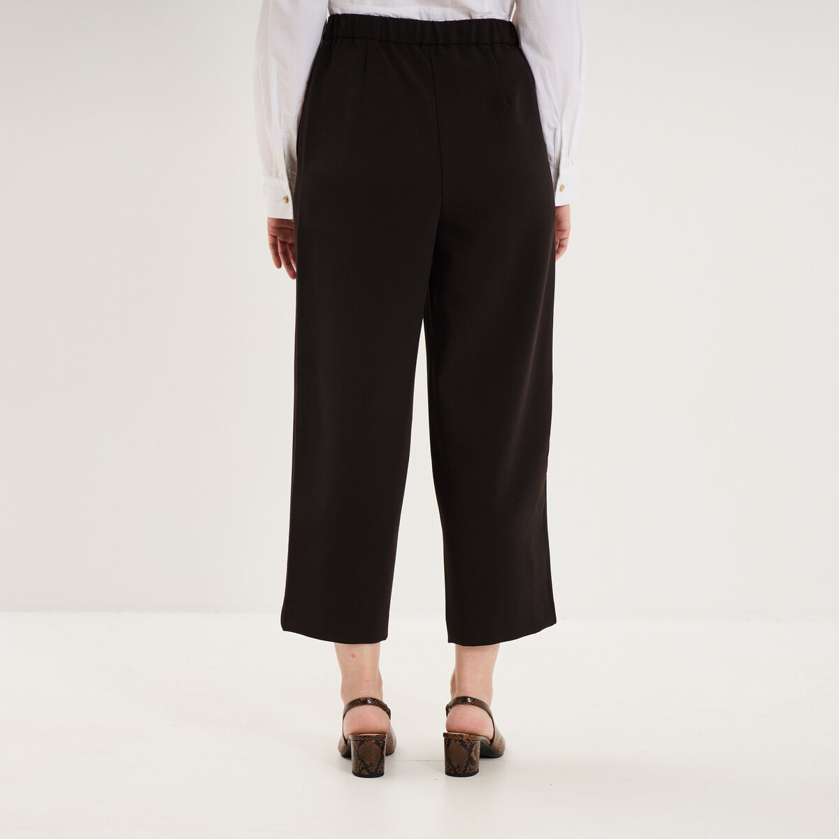 Pantalon droit 7/8&egrave;me &agrave; pinces noir femme