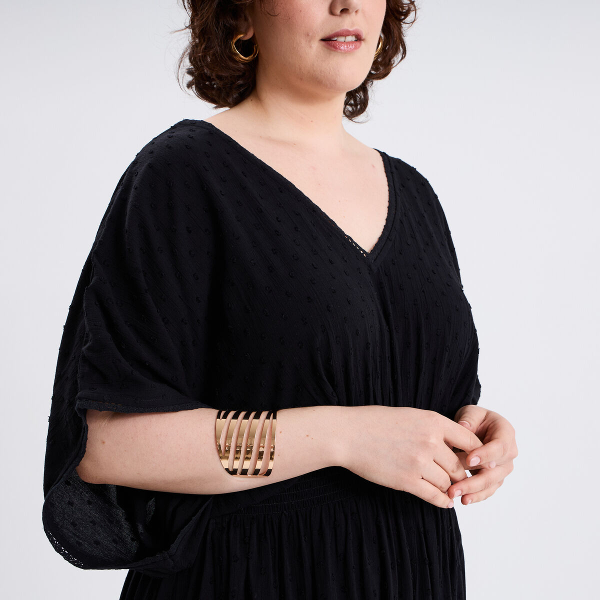 Robe longue en plumetis taille smockée noir femme grande taille