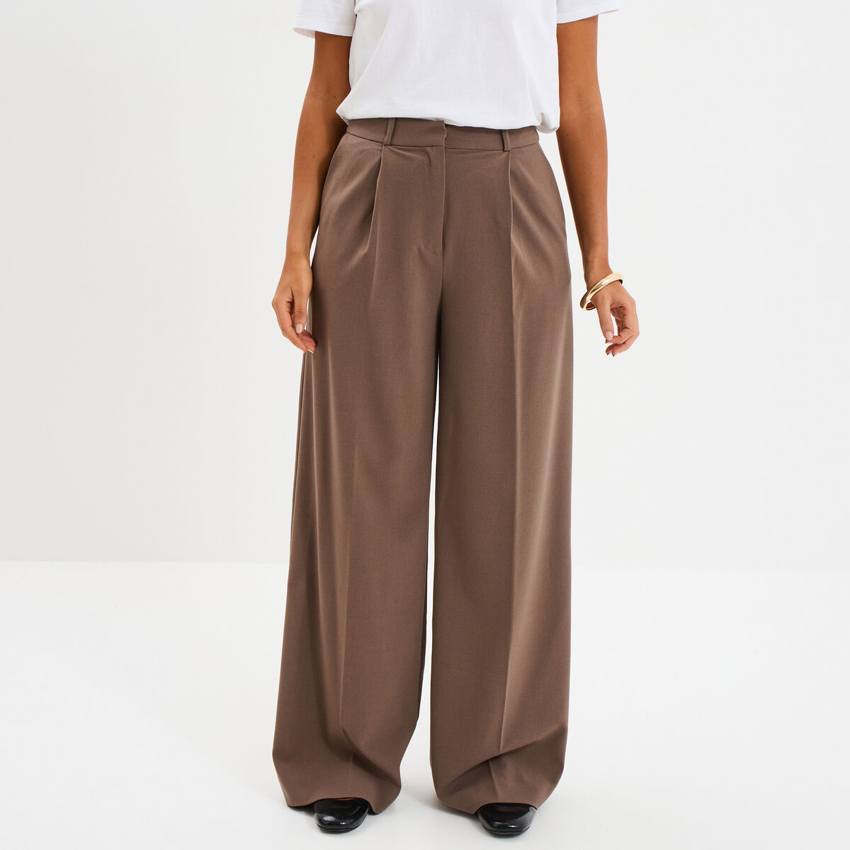 Pantalon large &agrave; pinces beige femme