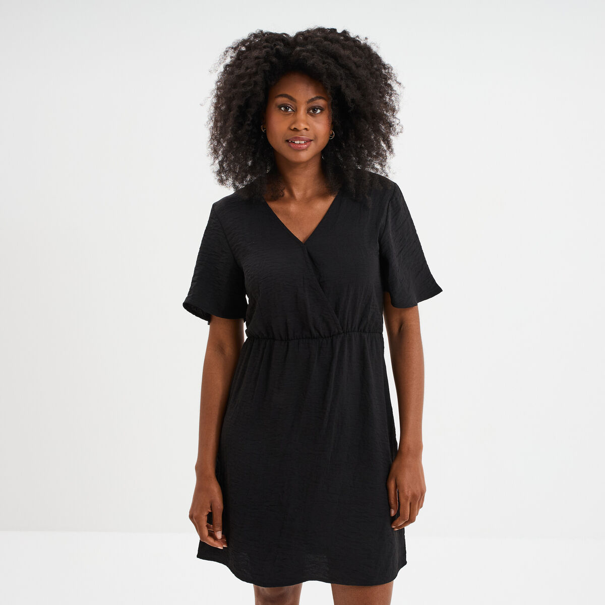 Robe courte col cache-coeur noir femme